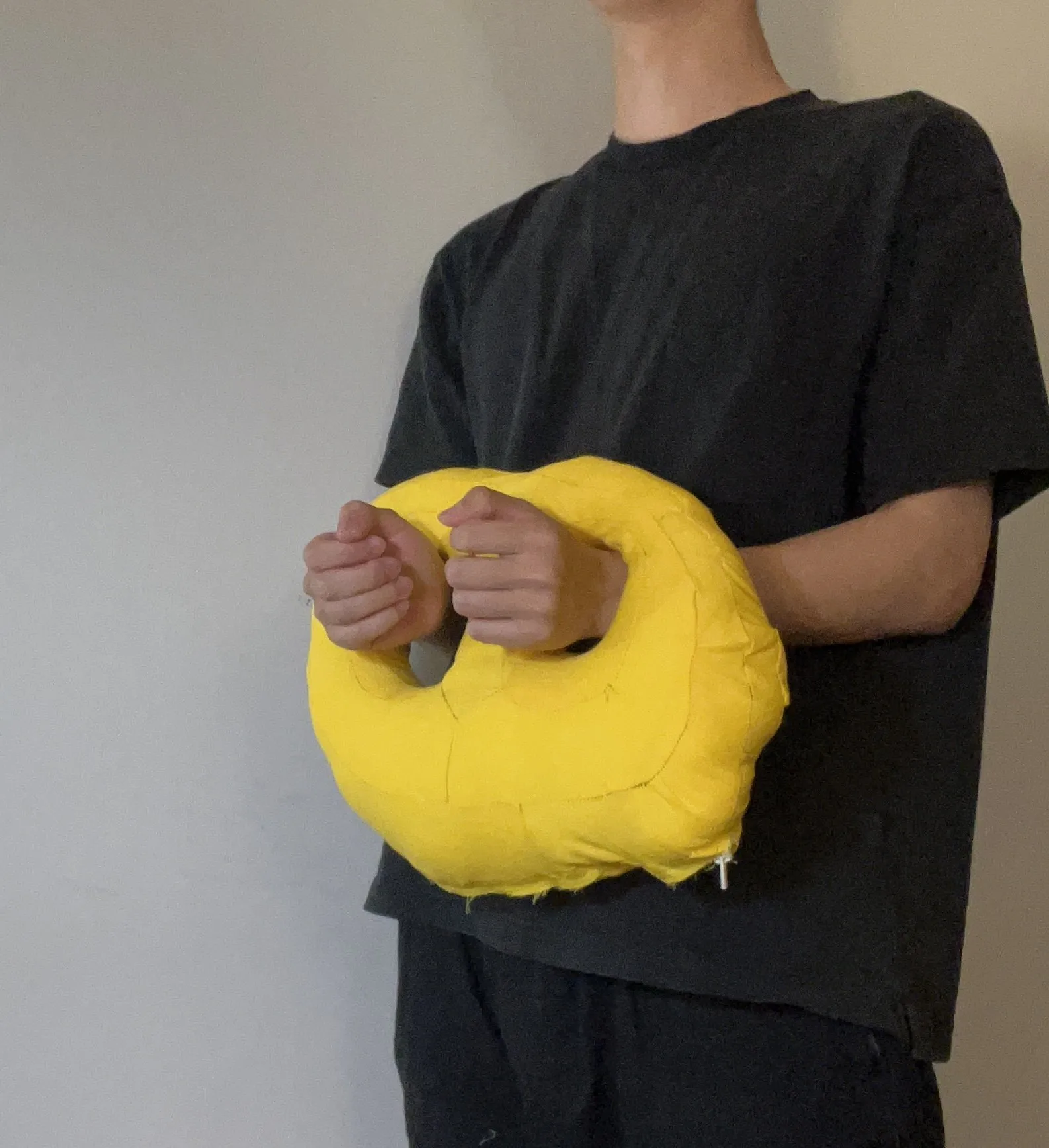 could be a cute and useless handcuff